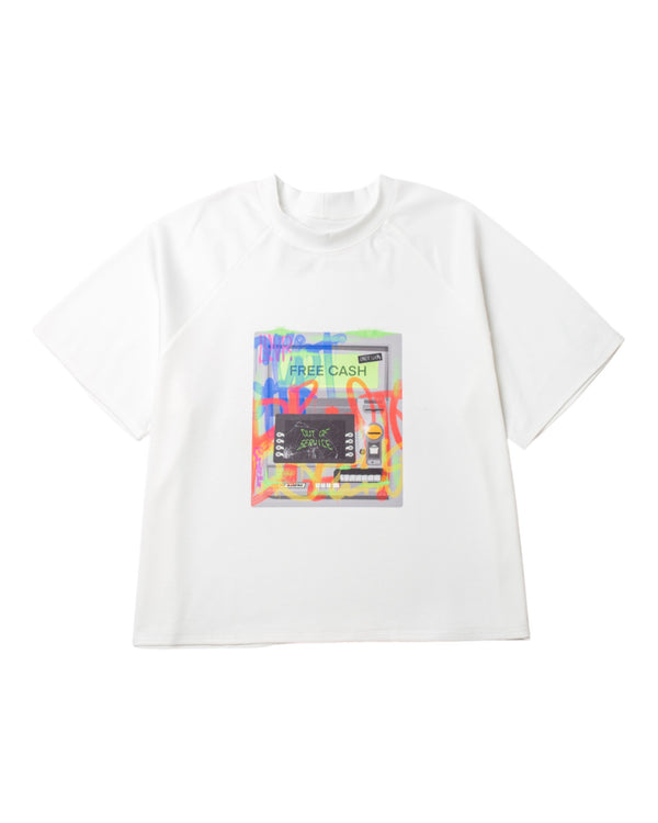 LUCI.D - 'Cash out' Tee